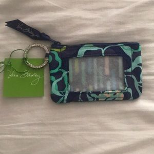 ⭐️❤️ Vera Bradley Zip ID Case (Katalina Blues)❤️⭐️